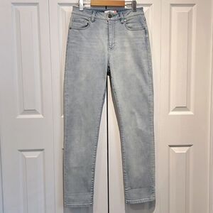 Cabi Blue Light Wash High Rise Straight Leg Jeans Size 4 (fits larger)